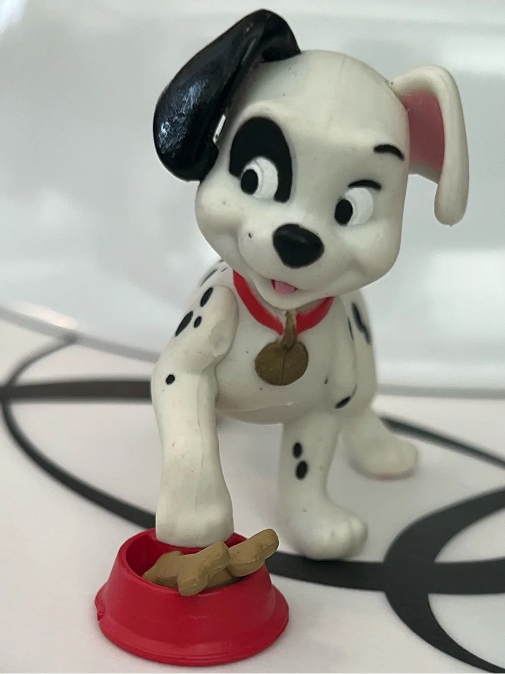 Disney/Zak Designs mixed lot